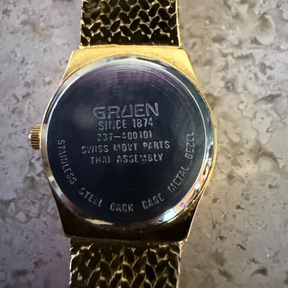 Women’s Gold Gruen Watch - Picture 2 of 13